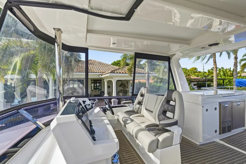 Slide: The Image of Leopard 46 PC 2023 - 5873196