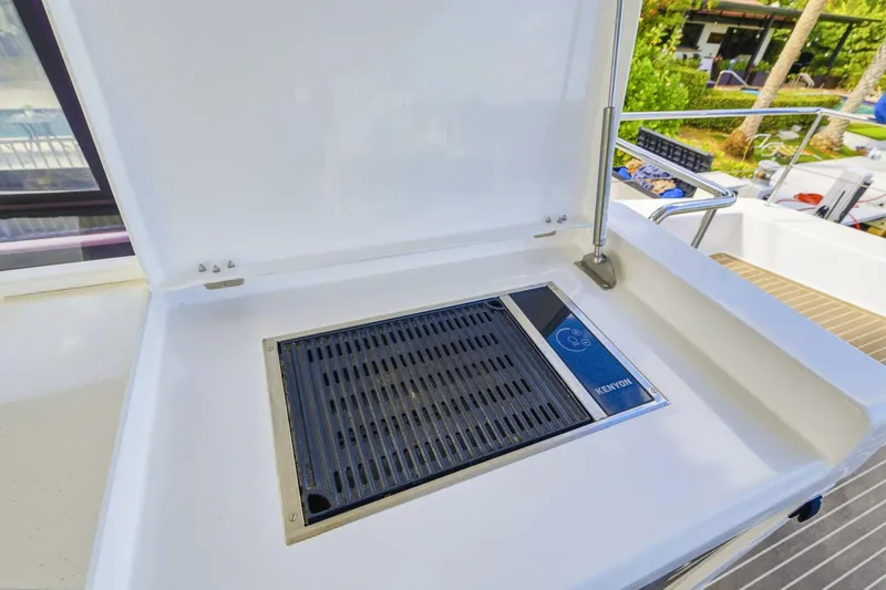 Slide: The Image of Leopard 46 PC 2023 - 5873204