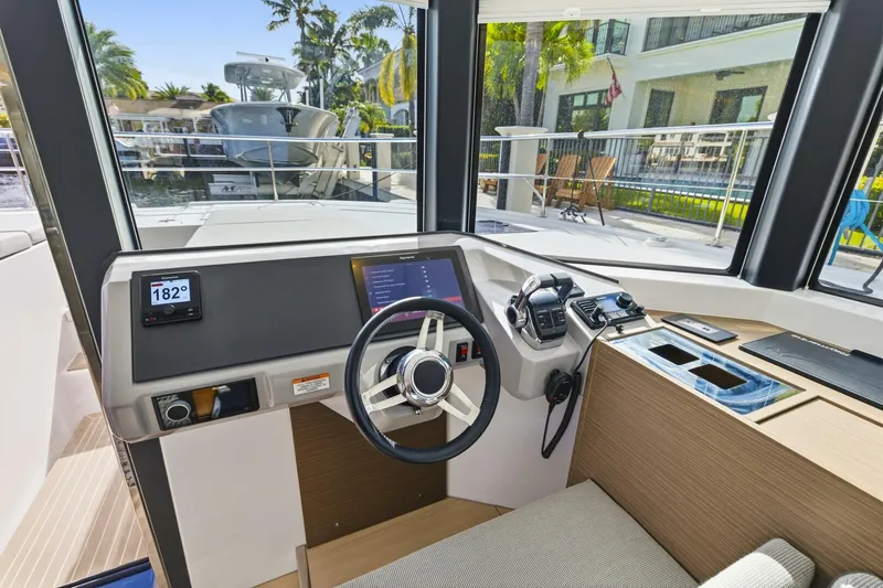 Slide: The Image of Leopard 46 PC 2023 - 5873211