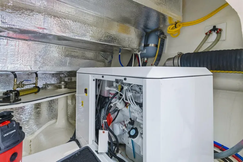 Slide: The Image of Leopard 46 PC 2023 - 5873237