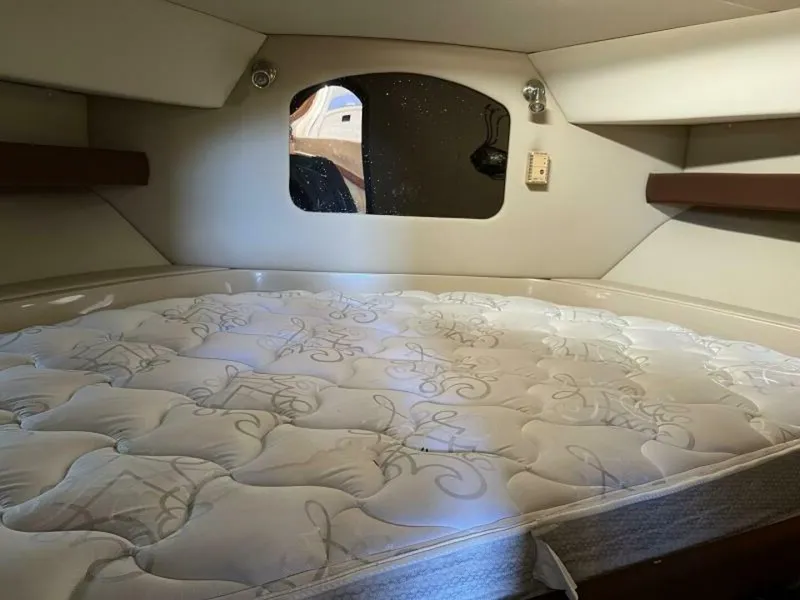 Slide: The Image of Cruisers Yachts 37 2004 - 5869583