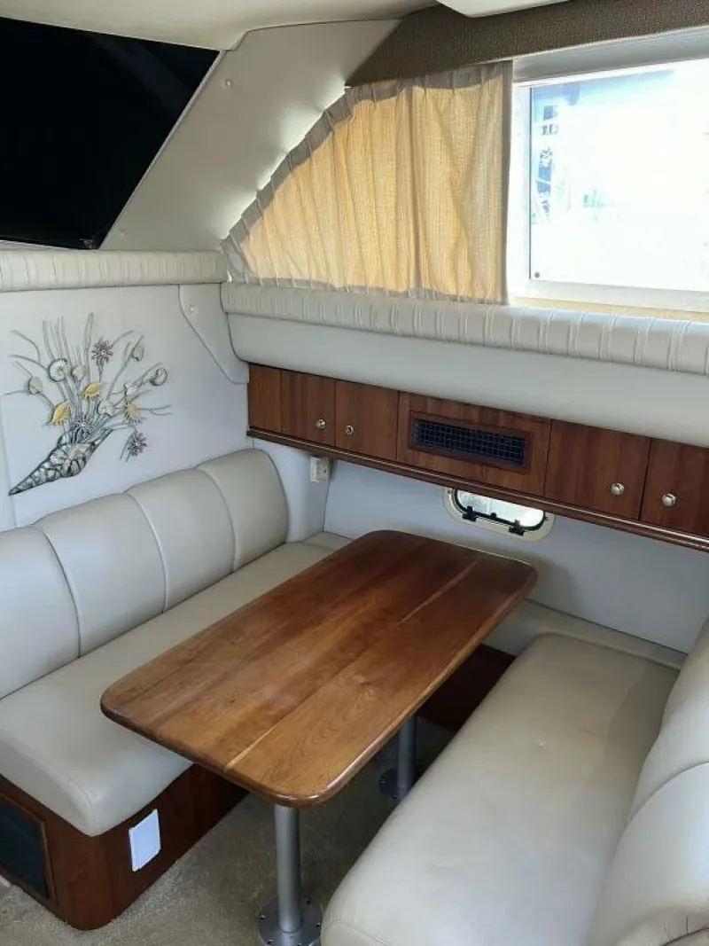 Slide: The Image of Cruisers Yachts 37 2004 - 5869587