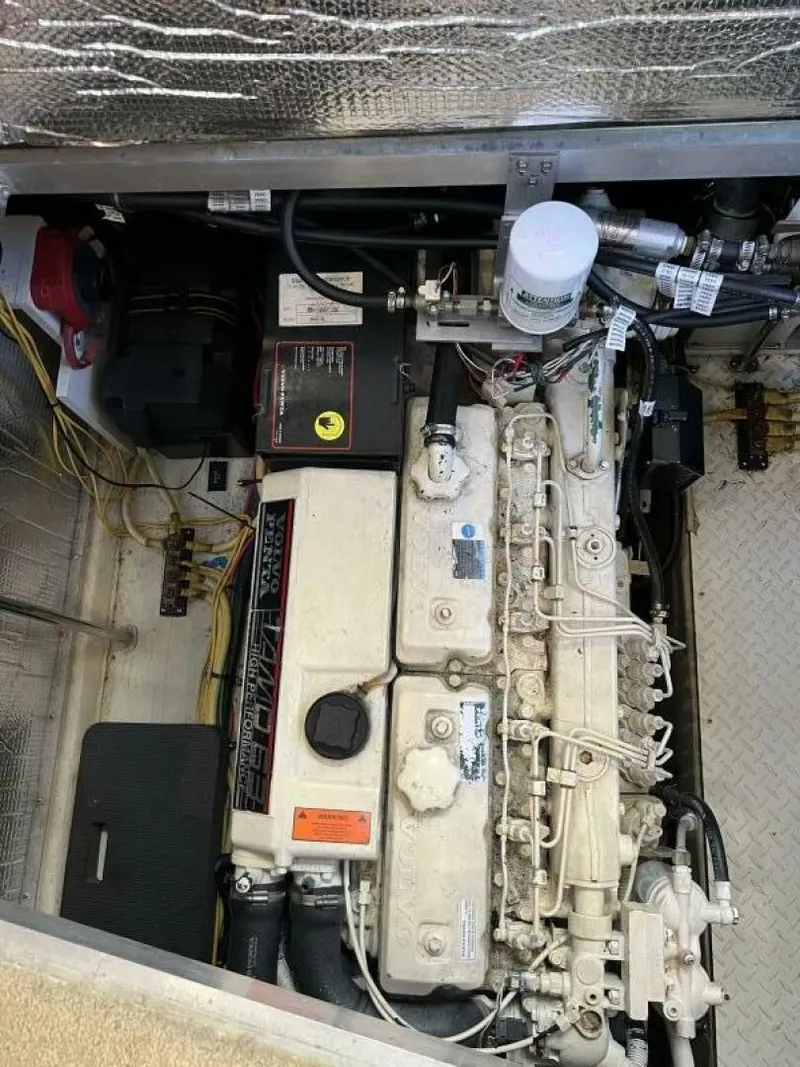 Slide: The Image of Cruisers Yachts 37 2004 - 5869597