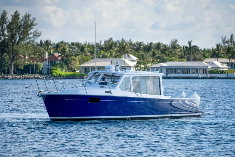 Slide: The Image of MJM 38RS Profile - 5870674