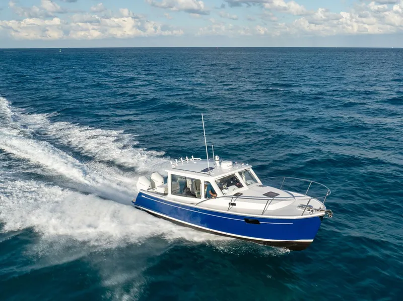 Slide: The Image of MJM 38RS Profile - 5870680