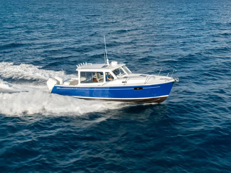 Slide: The Image of MJM 38RS Profile - 5870681