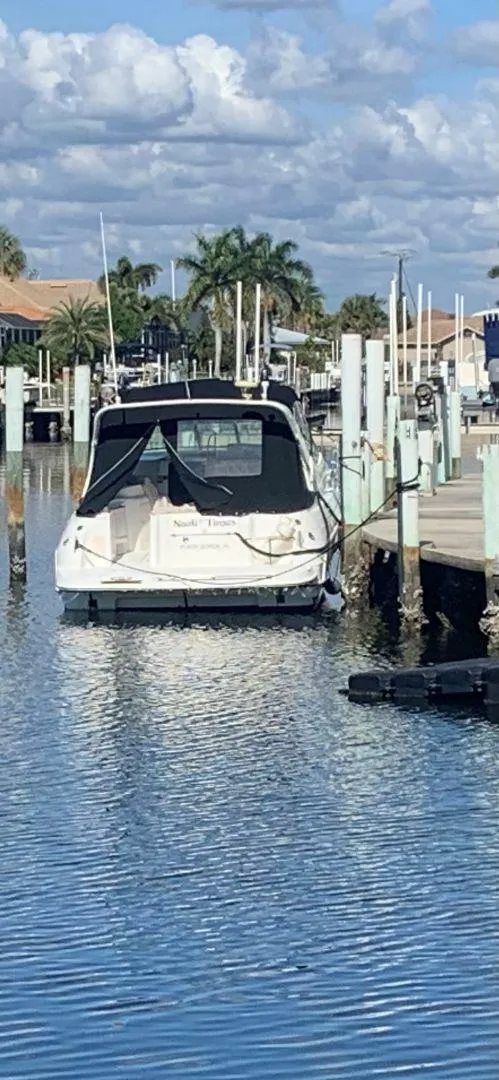 Slide: The Image of Cruisers Yachts 3375 Esprit 1998 - 5870650