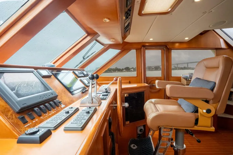 Slide: The Image of Offshore Pilothouse 2005 - 5929097