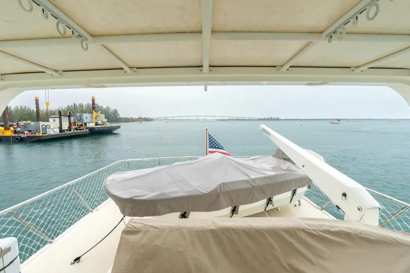 Slide: The Image of Offshore Yachts Pilothouse 2005 - 5929105