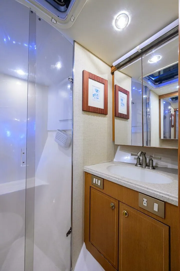 Slide: The Image of Ocean 57 Super Sport 2006 - 5870742