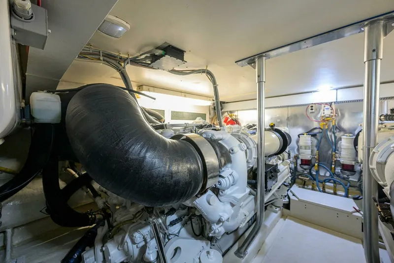 Slide: The Image of Ocean 57 Super Sport 2006 - 7676890