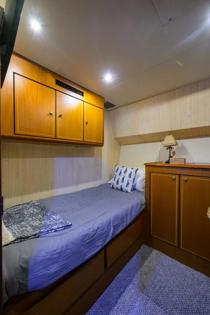 Slide: The Image of Ocean Yachts 57 Super Sport 2006 - 5870744