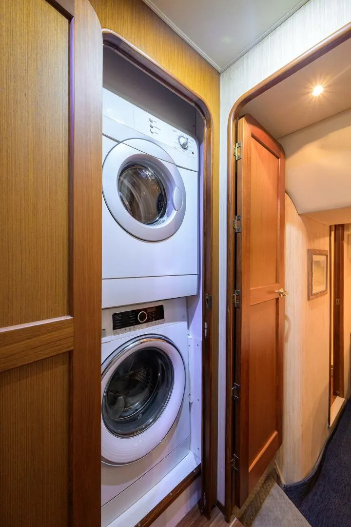 Slide: The Image of Ocean Yachts 57 Super Sport 2006 - 5870746