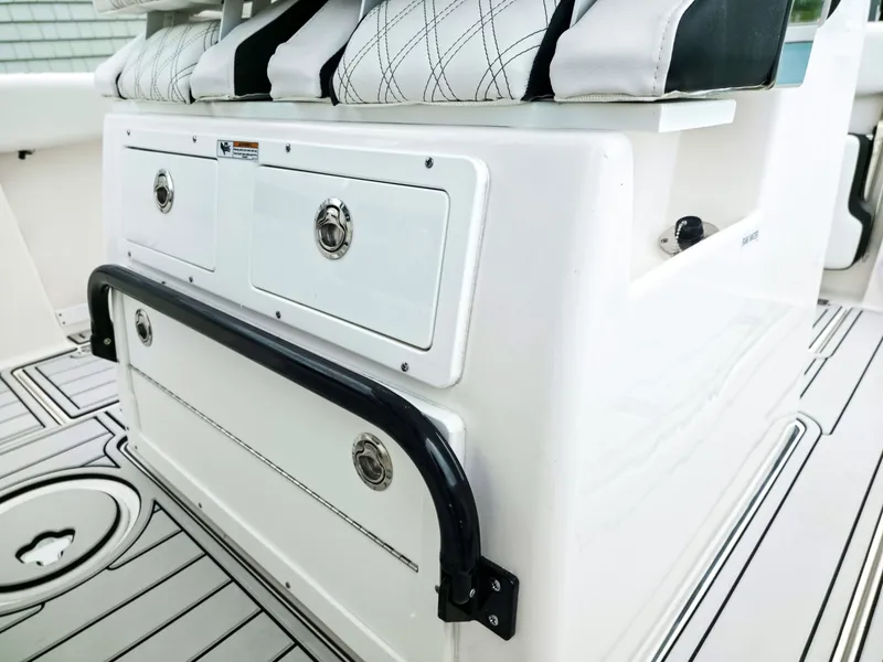 Slide: The Image of Sea Fox 288 Commander 2027 - 7220664
