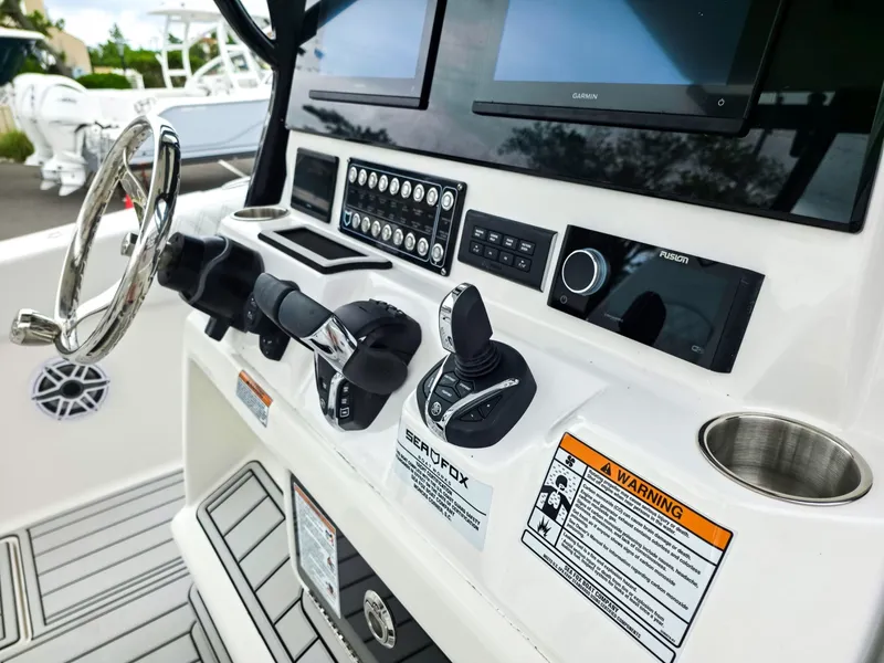 Slide: The Image of Sea Fox 288 Commander 2027 - 7220661