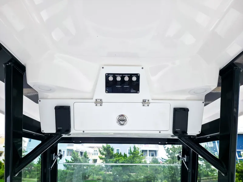 Slide: The Image of Sea Fox 288 Commander 2027 - 7220665