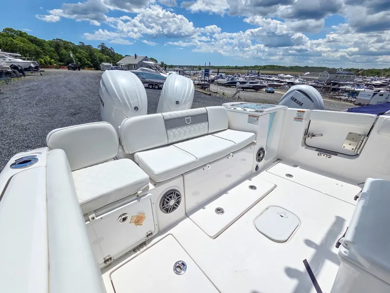 Slide: The Image of Sea Fox 268 Commander 2027 - 6514020
