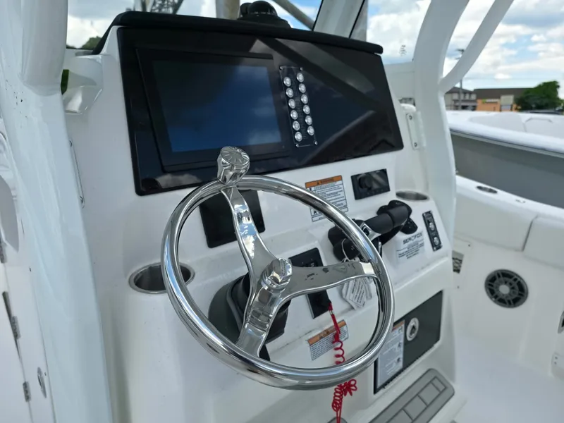 Slide: The Image of Sea Fox 268 Commander 2027 - 6514028