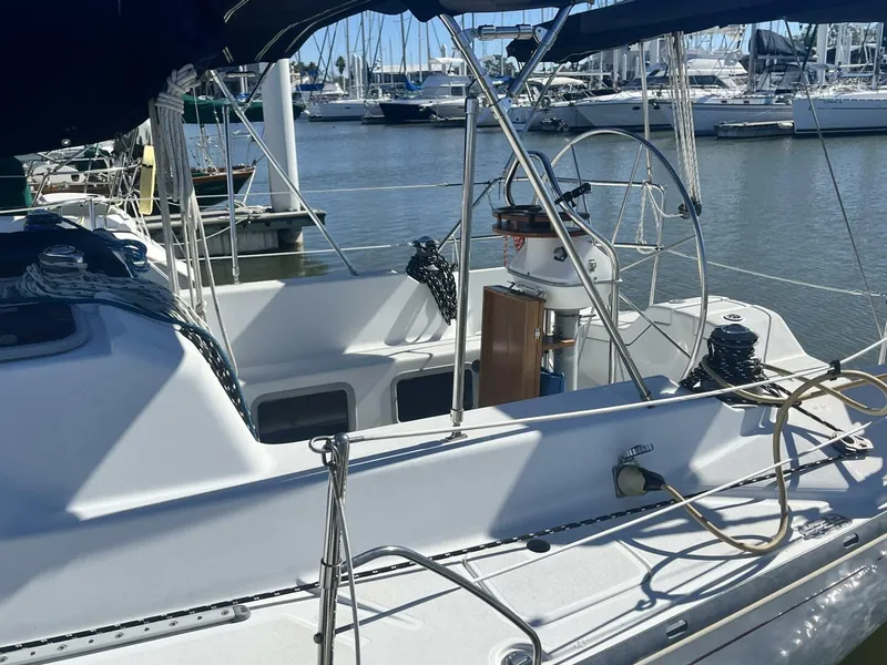 Slide: The Image of 1999 C&C 110 Cockpit - 5882433