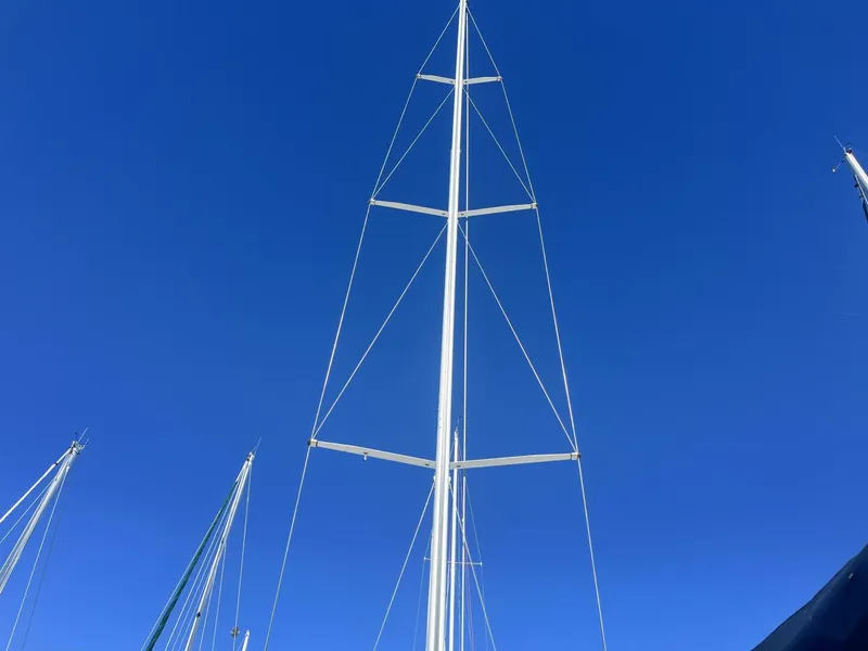 Slide: The Image of 1999 C&C 110 Triple Spreader Mast - 5882492