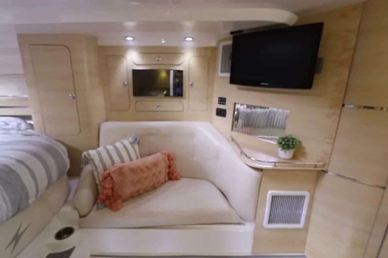 Slide: The Image of Intermarine 380 Sport 2014 - 5871935