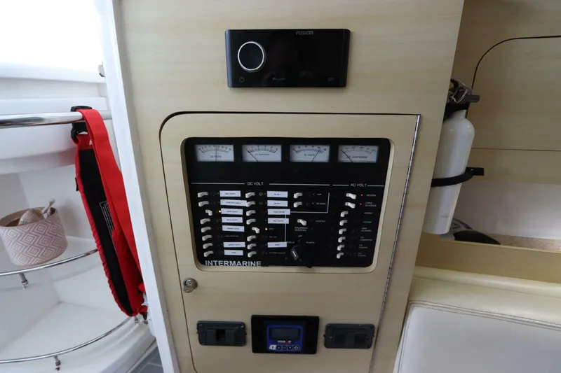 Slide: The Image of Intermarine 380 Sport 2014 - 5871939