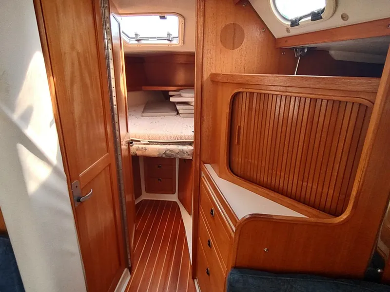 Slide: The Image of Catalina 36 MkII 2000 - 5872623