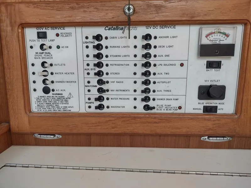 Slide: The Image of Catalina 36 MkII 2000 - 5872601
