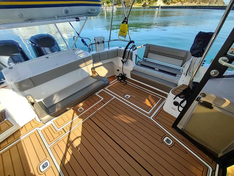 Slide: The Image of Cutwater C-32 Coupe 2020 - 5872740