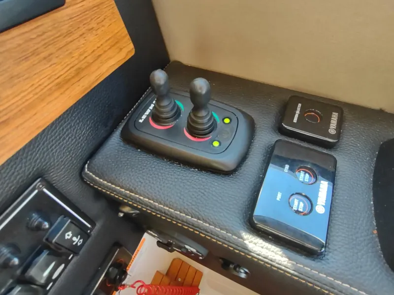 Slide: The Image of Cutwater C-32 Coupe 2020 - 5872754