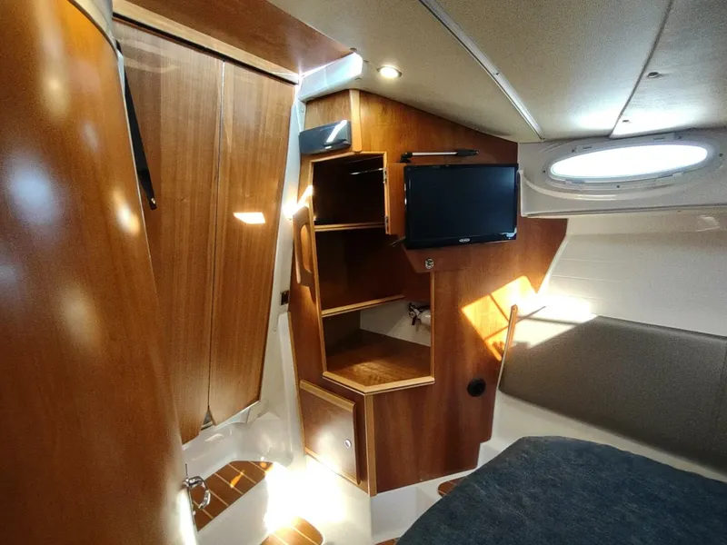 Slide: The Image of Cutwater C-32 Coupe 2020 - 5872764