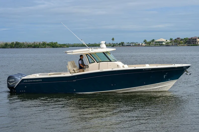 The Image of Grady-White Canyon 376 2018 - 5872778