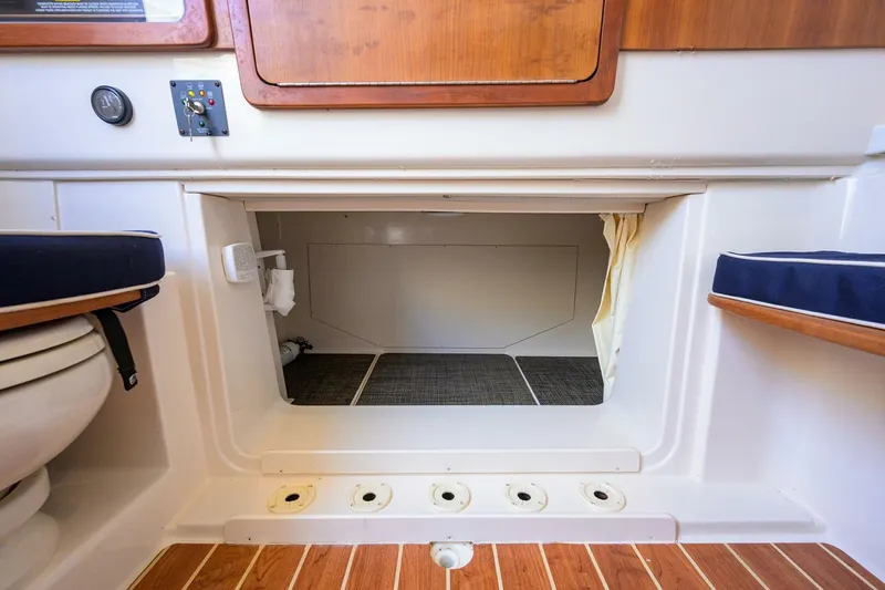 Slide: The Image of Grady-White Canyon 376 2018 - 5872859