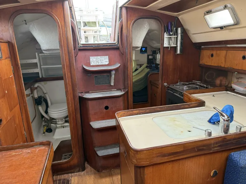 Slide: The Image of Beneteau Oceanis 350 1987 - 5876848