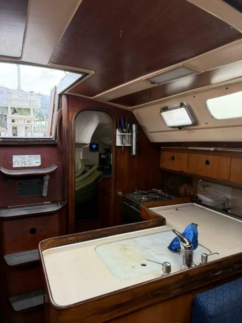 Slide: The Image of Beneteau Oceanis 350 1987 - 5876849