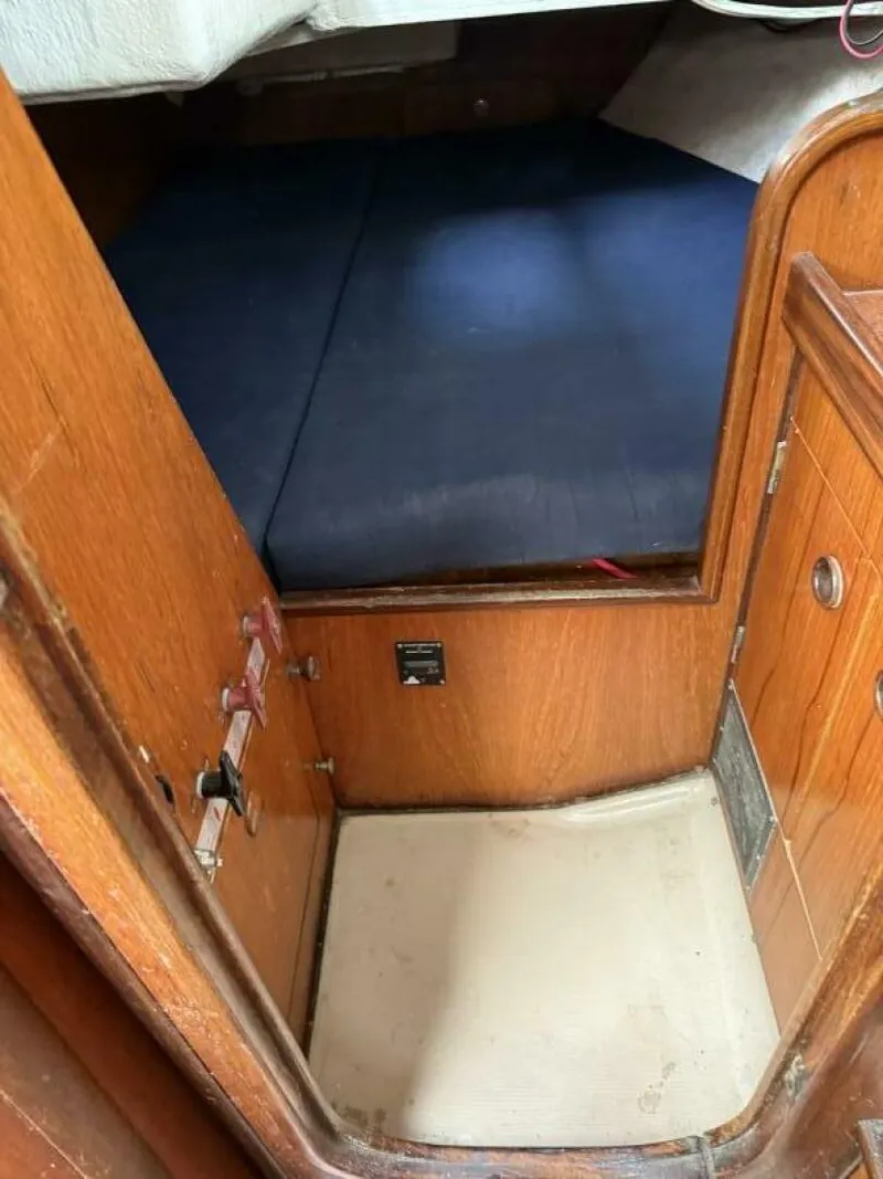 Slide: The Image of Beneteau Oceanis 350 1987 - 5876839