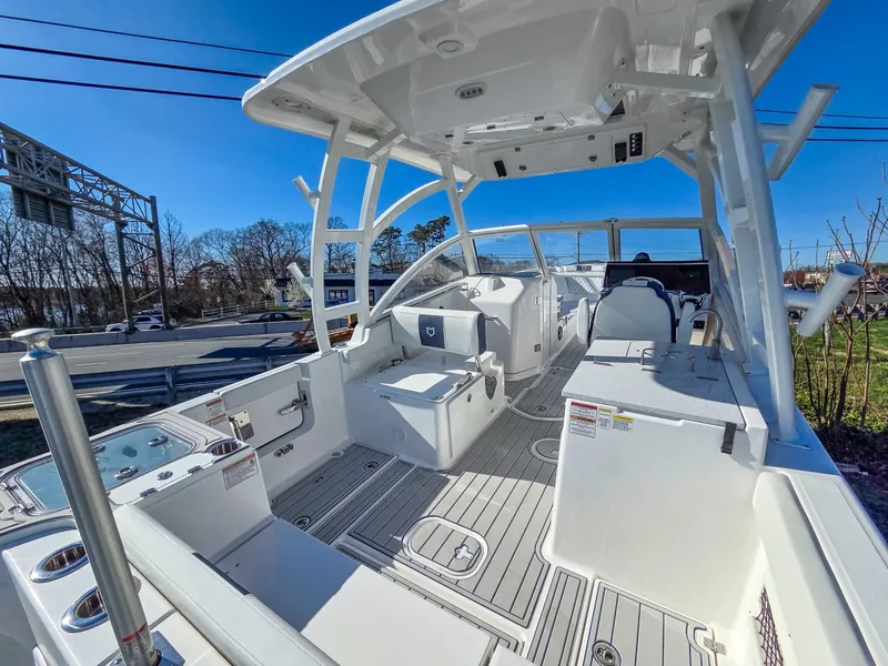 Slide: The Image of Sea Fox 268 Traveler 2026 - 6038033