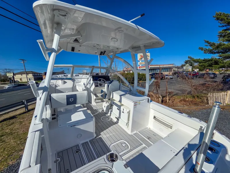 Slide: The Image of Sea Fox 268 Traveler 2026 - 6038035