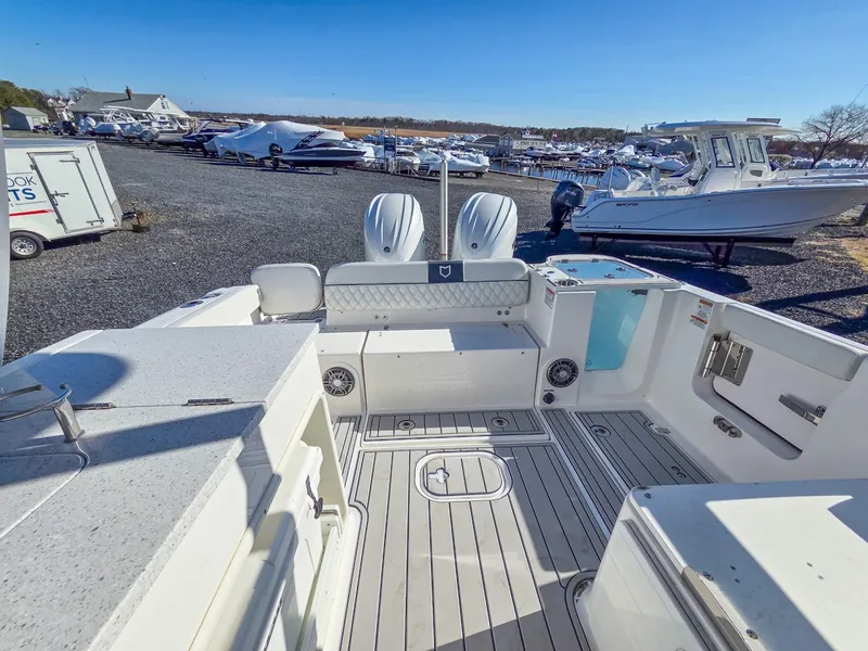 Slide: The Image of Sea Fox 268 Traveler 2026 - 6038036