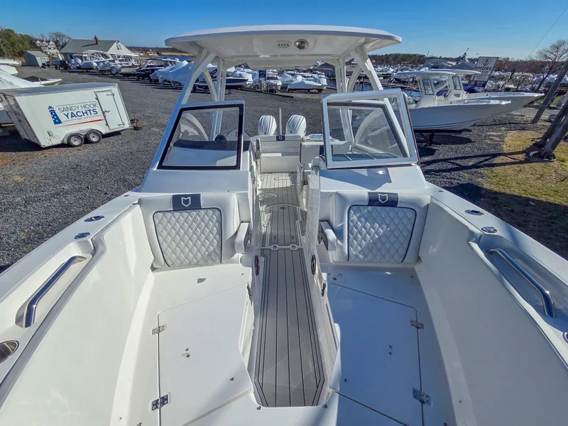 Slide: The Image of Sea Fox 268 Traveler 2026 - 6038045