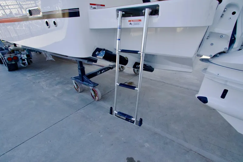 Slide: The Image of Regulator Marine 37 2026 - 5930498