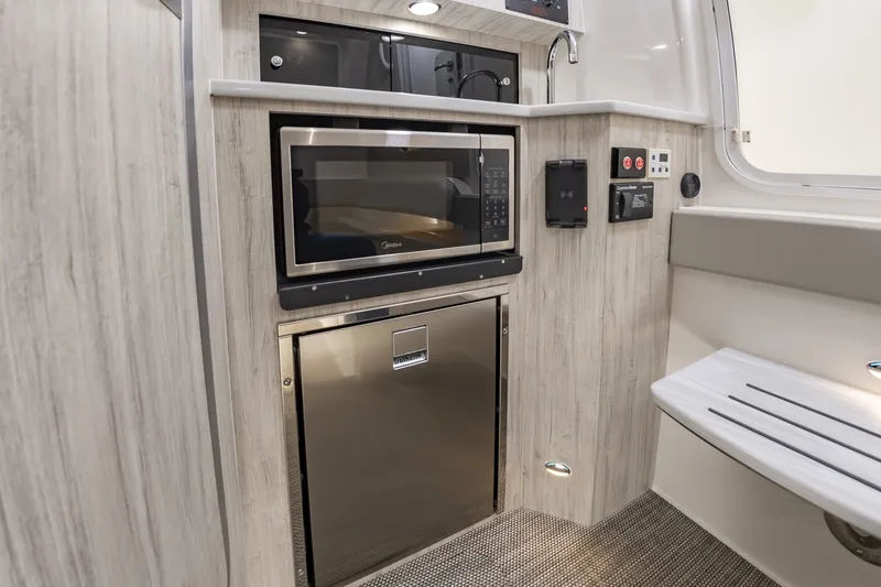 Slide: The Image of 37RegulatorHull047_037 - 6017078