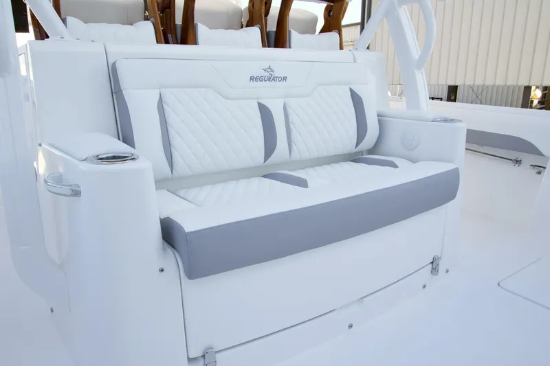 Slide: The Image of Regulator Marine 37 2026 - 5930566