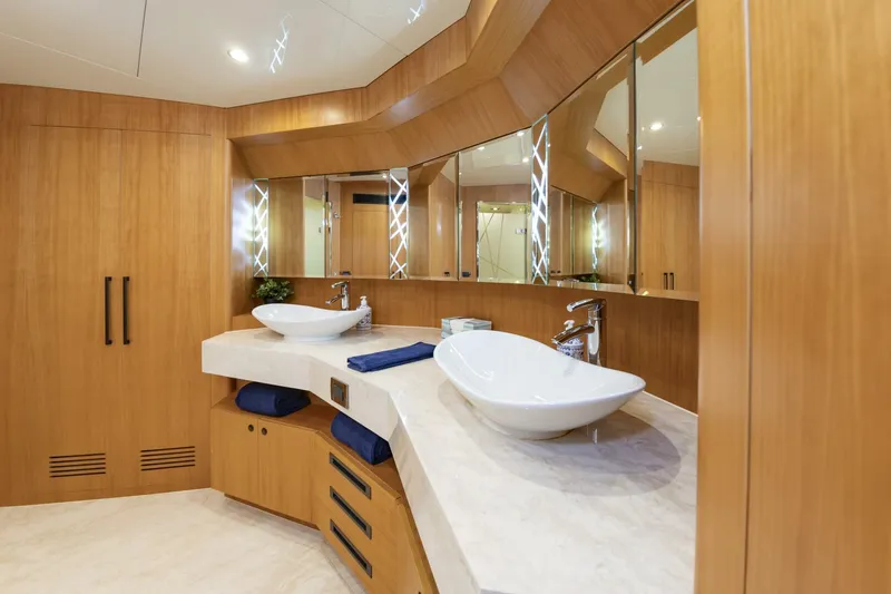 Slide: The Image of 93Johnson2017_457 - 5873104