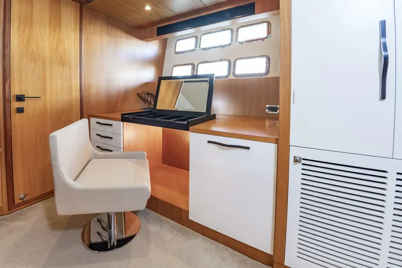 Slide: The Image of 93Johnson2017_464 - 5873111