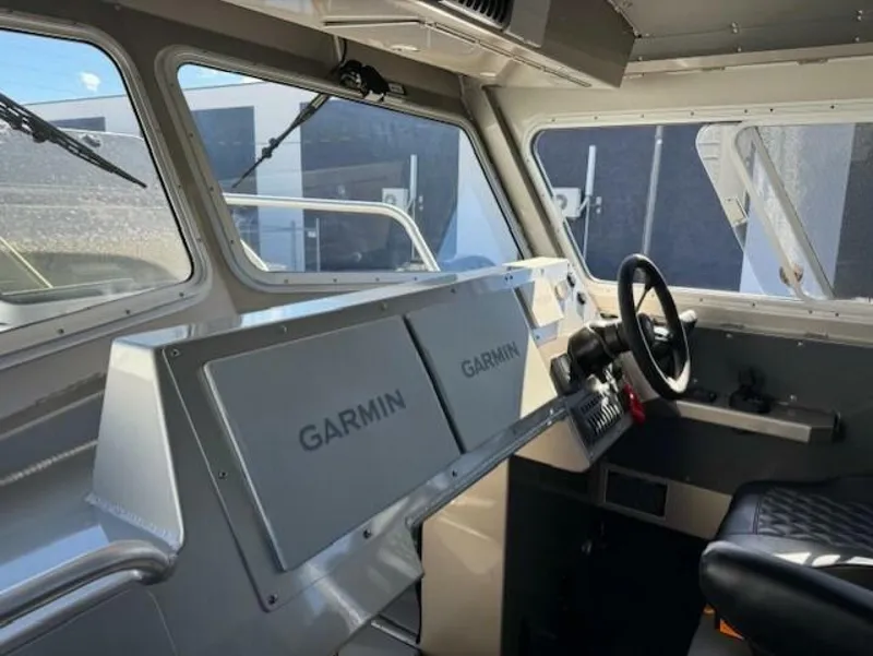 Slide: The Image of North River Endurance 2024 - 5873321