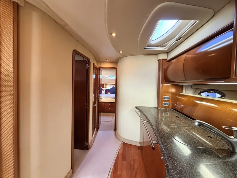 Slide: The Image of Sea Ray 50 2005 - 8049221