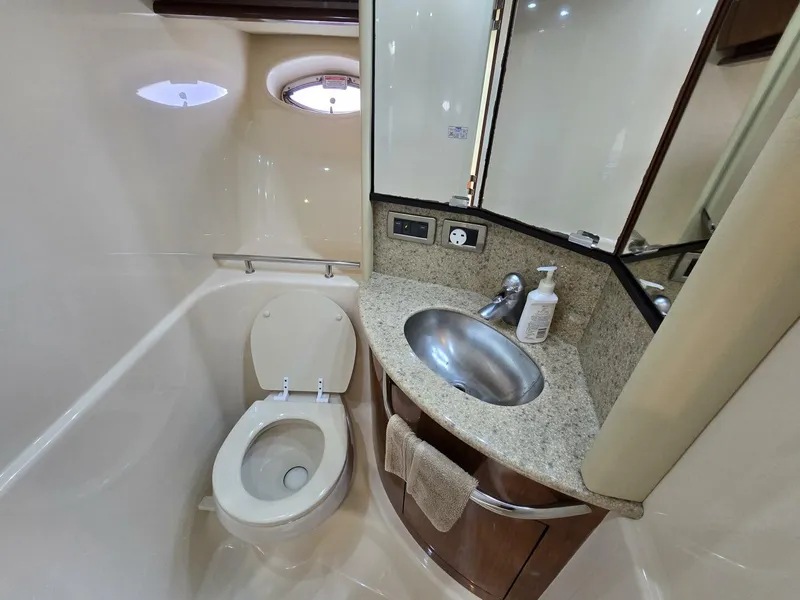 Slide: The Image of Sea Ray 455 2004 - 5873349