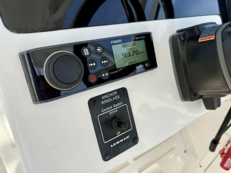 Slide: The Image of 2018 Edgewater 248 CX - 5873504