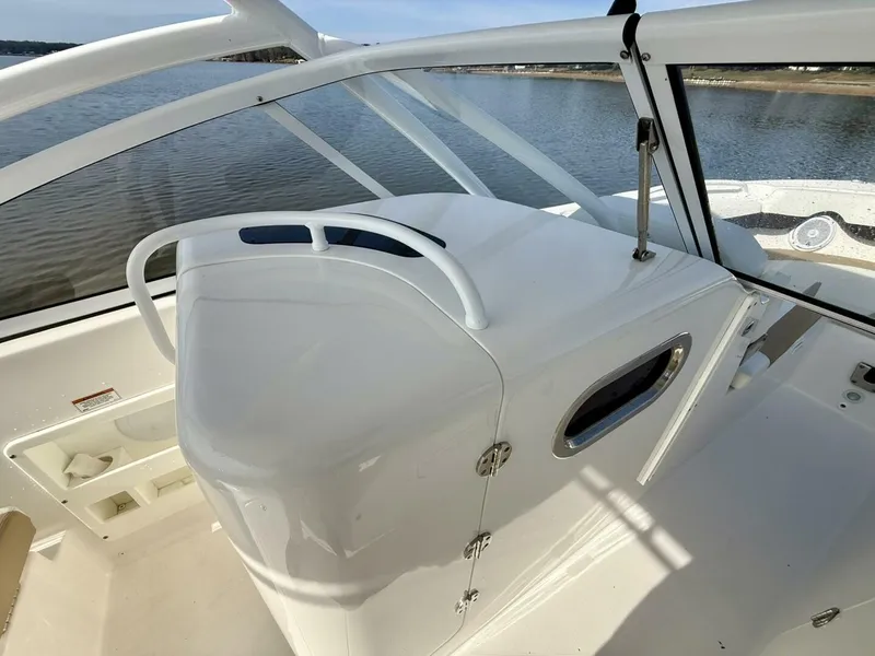 Slide: The Image of 2018 Edgewater 248 CX - 5873515